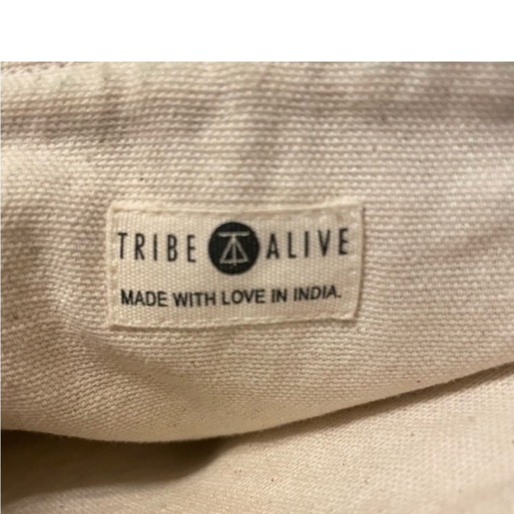 Tribe Alive Cotton Brocade Reversible Clutch Zigzag Diamond Pattern - Picture 8 of 9
